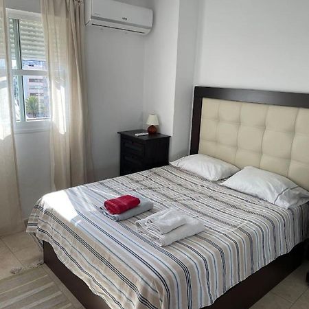 Italia 57 Apartment Huelva Luaran gambar